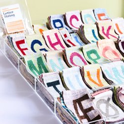Strikkede bogstaver, tal, flag og figurer